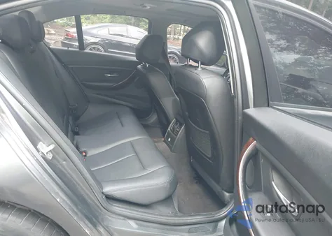 2013 BMW 328I xDrive z USA, uszkodzony, nr VIN WBA3B5C55DF590501